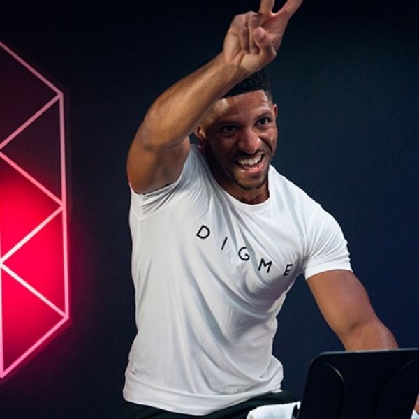 Richard coach at Digme teaching his spin class
