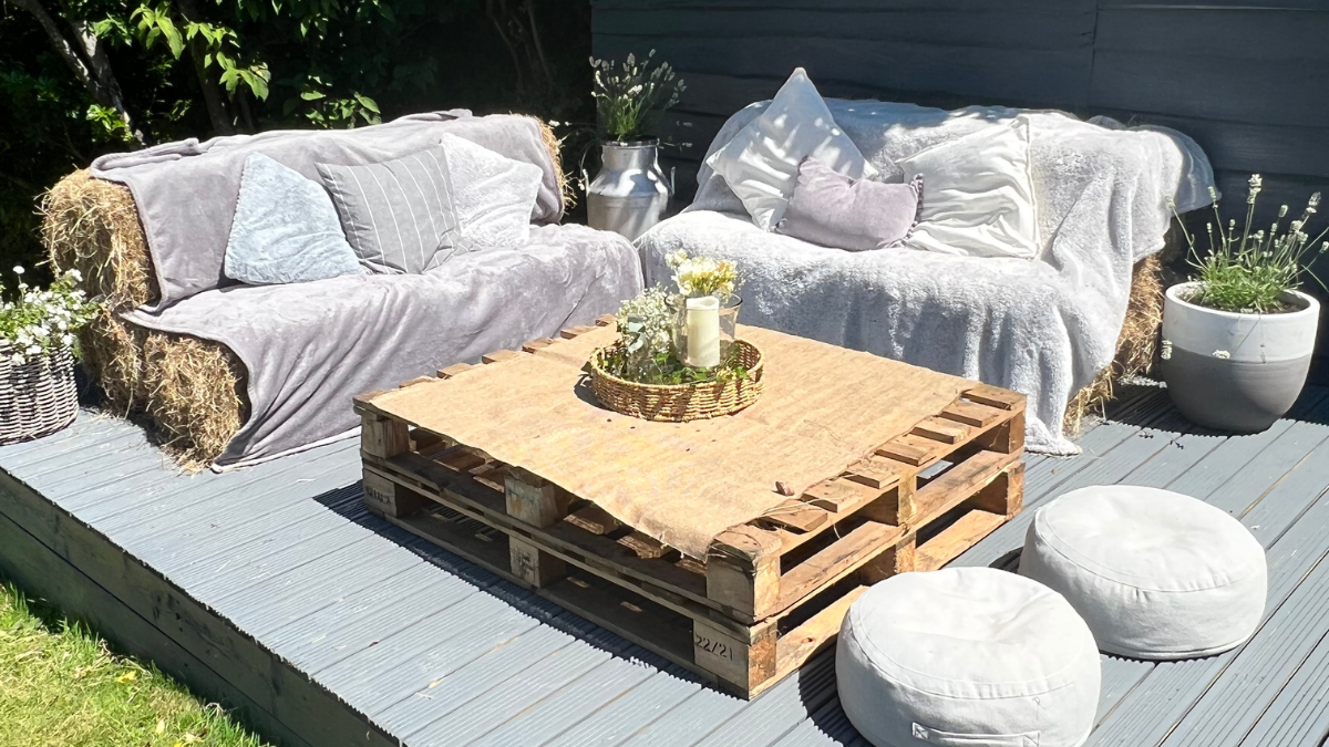 How To Make An L Shaped Sofa From Hay Bales