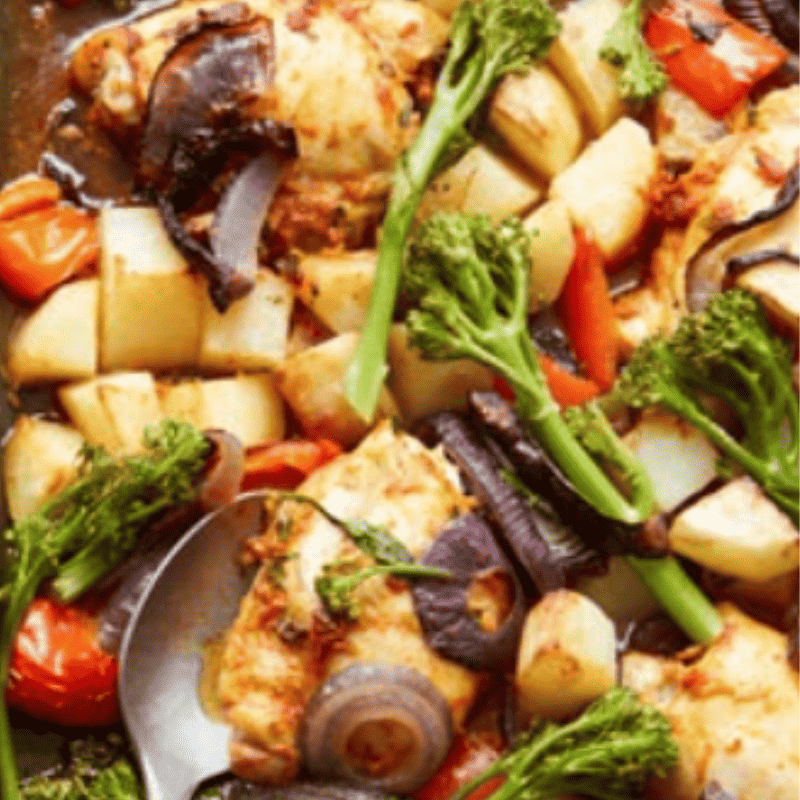 super simple family recipe - chicken traybake, healthy meal-rep for stress reduction.